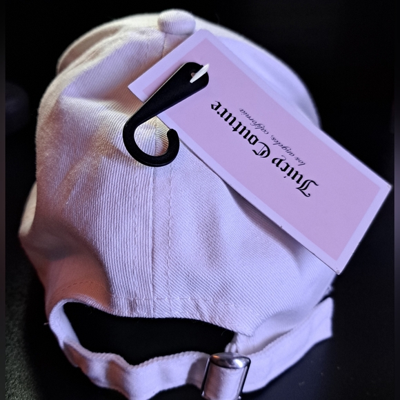 NWT Juicy Couture White Hat w/ Sparkle Logo - Picture 2 of 2